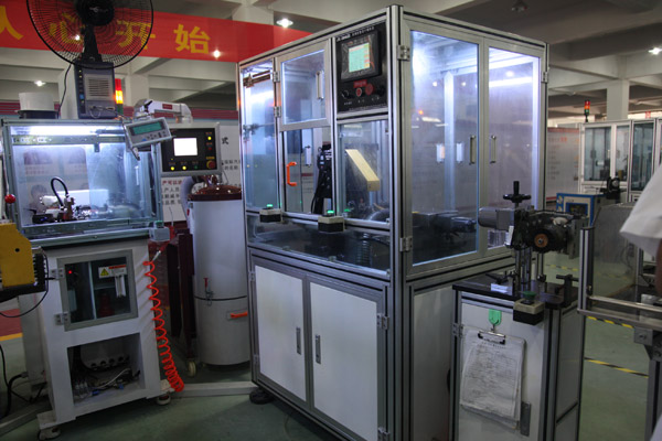 汽車雨刮電機轉子精車機